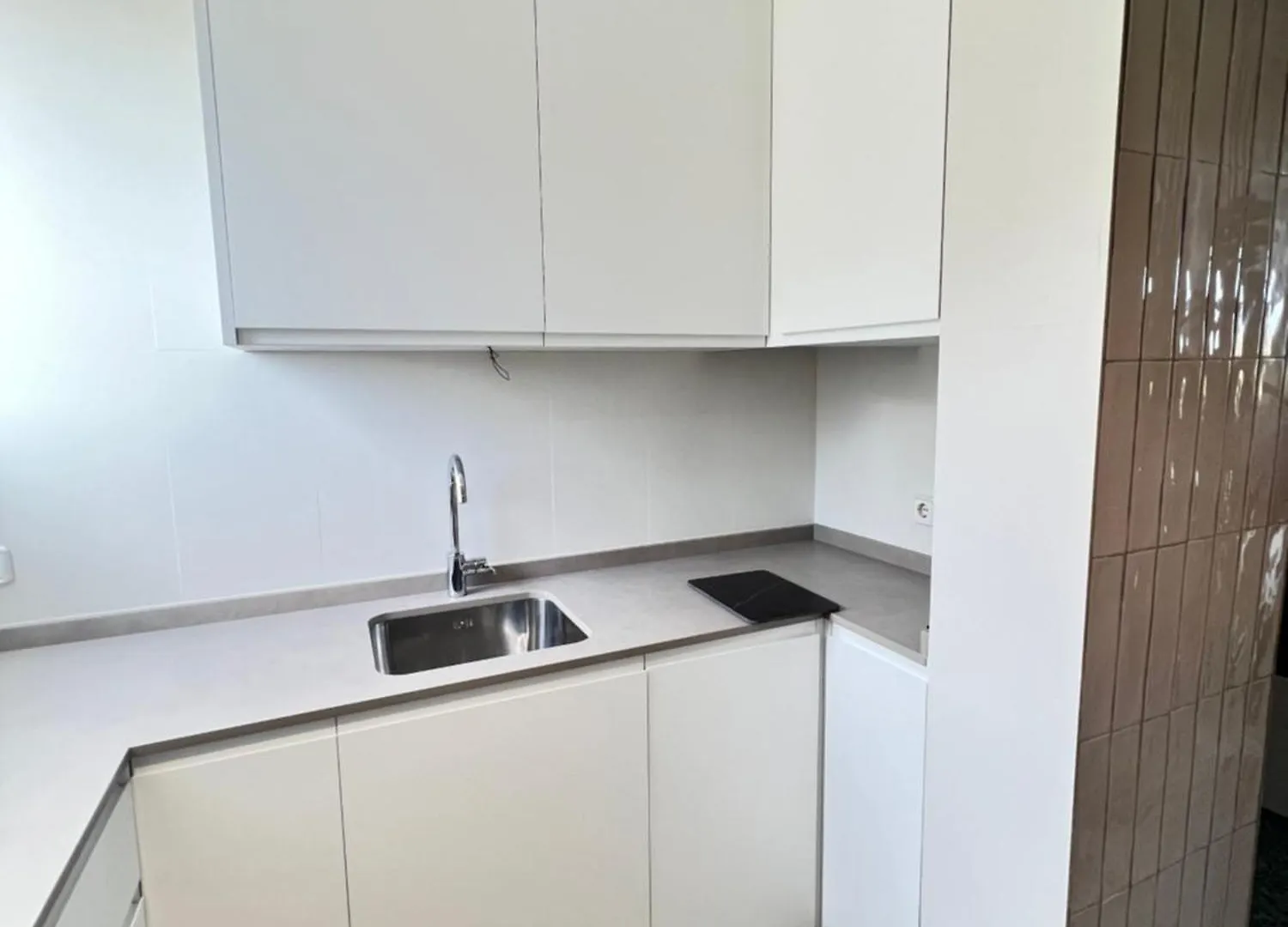 Apartment 3 Room Apartment, 500M To Beach, Swimming Pool, Nice Terrace Roses Spain